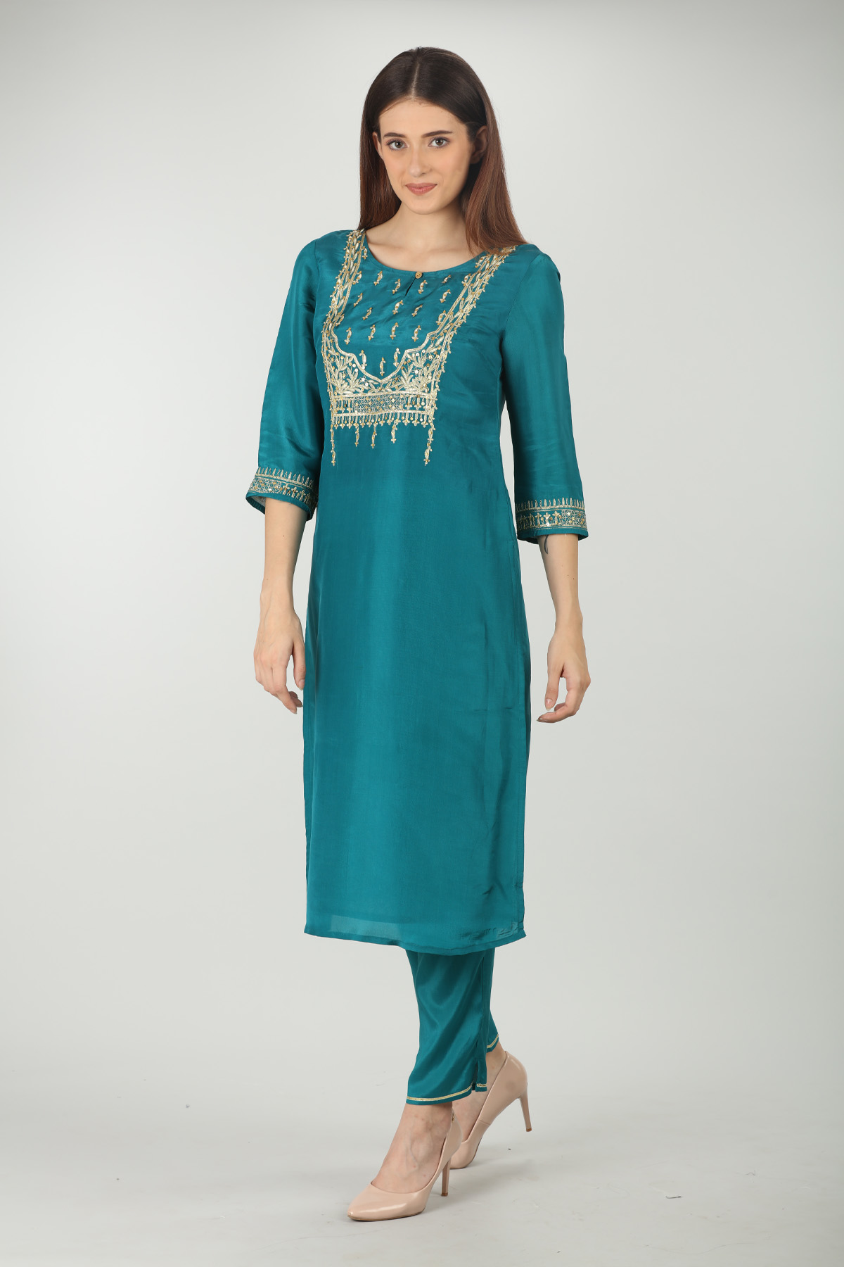 Blue Embellished Round Neck Kurti - Image 3