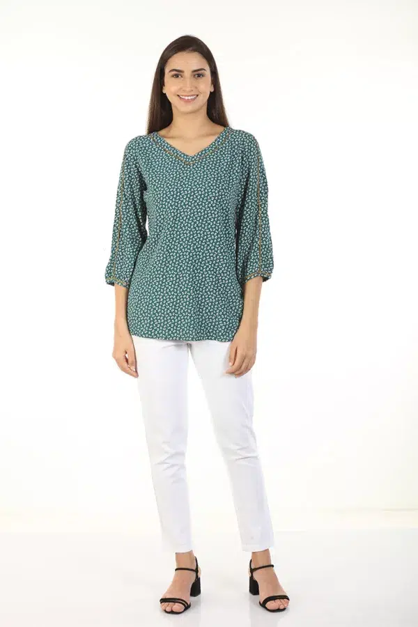 Green Floral Printed Ladies Top Fancy