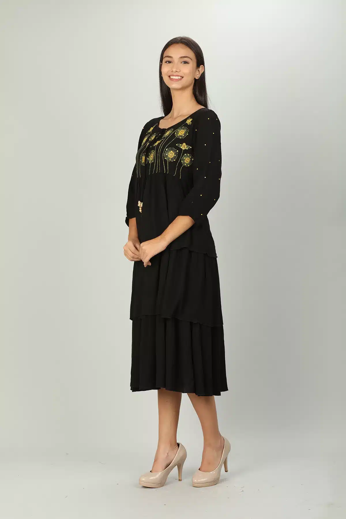Embroidered Women's Black Dress With Sleeves
