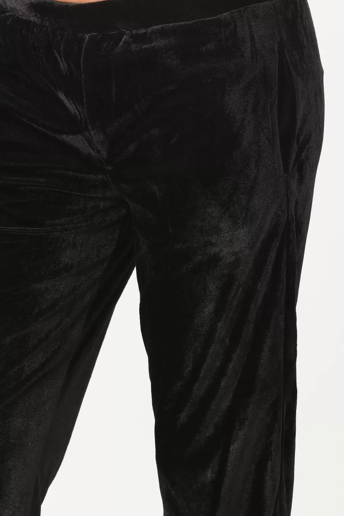 Solid Black Pants In Women
