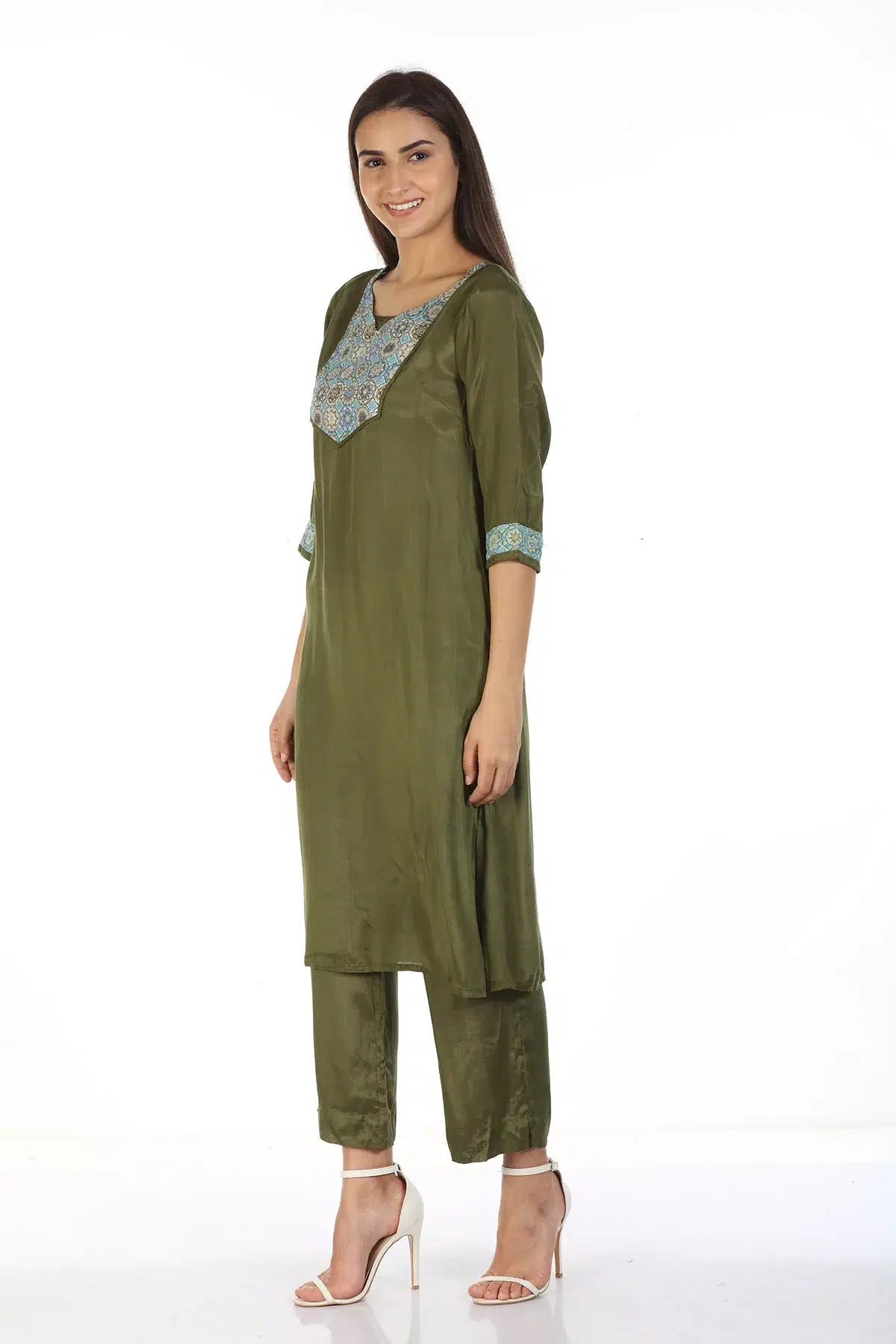Green Applique Print Women Kurti Online