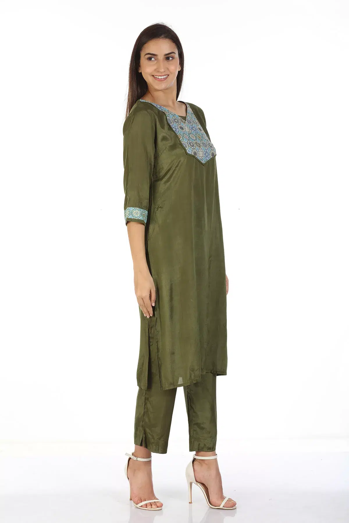 Green Applique Print Women Kurti Online