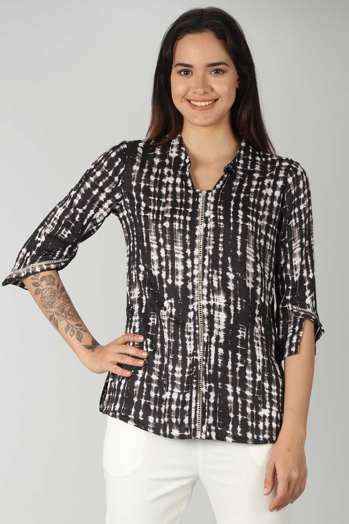 Dobby Printed Black Top For Ladies
