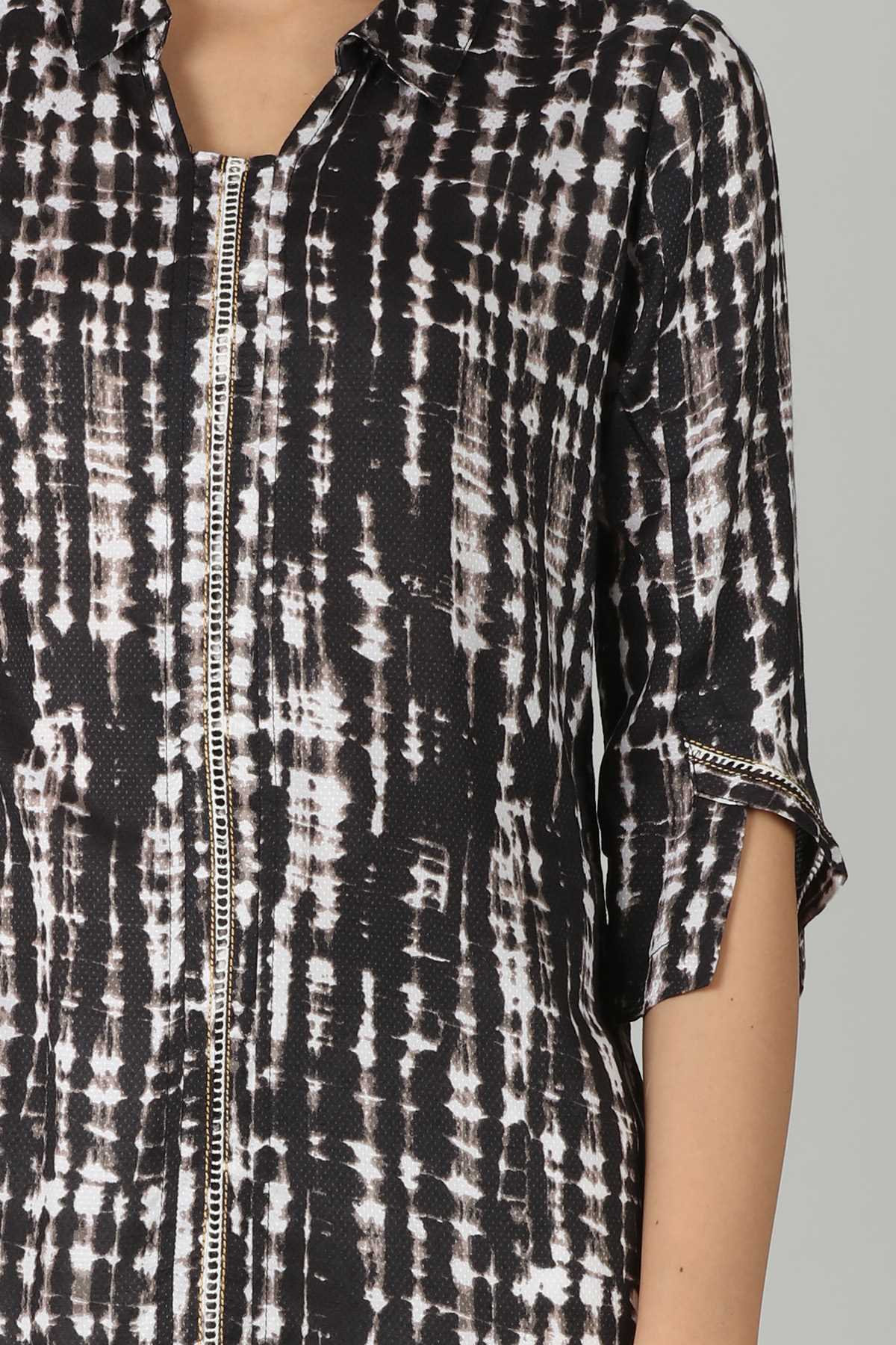 Dobby Printed Black Top For Ladies
