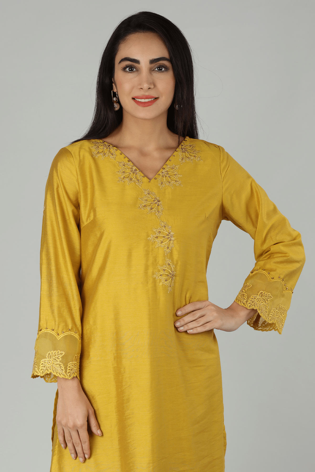 Golden Dazzle Kurti - Image 2