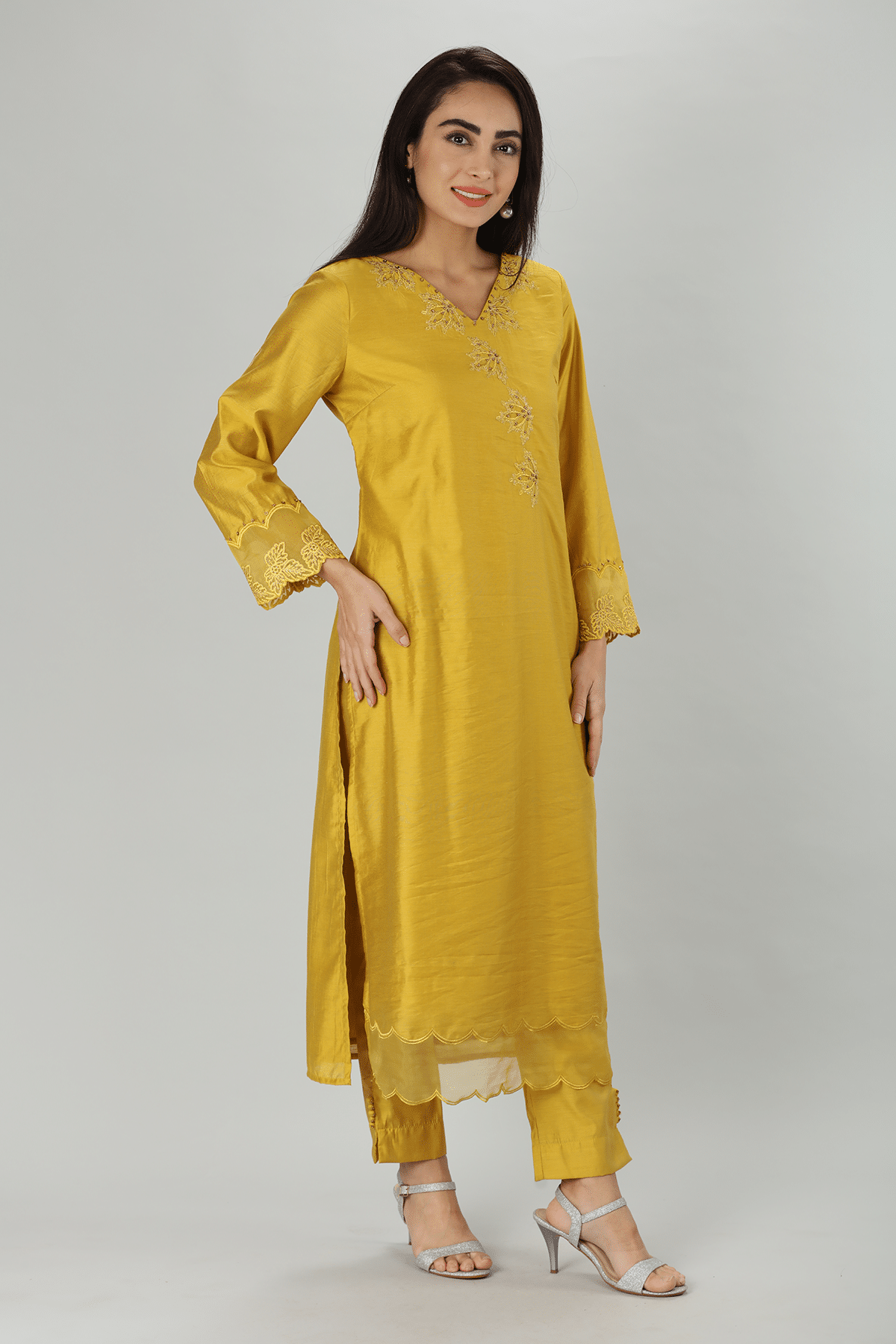 Golden Dazzle Kurti - Image 3