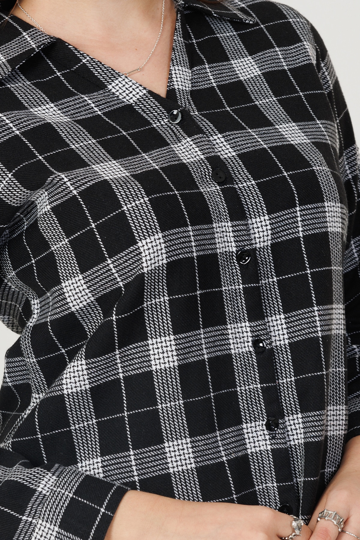 Black And White Shirt For Women For Winter