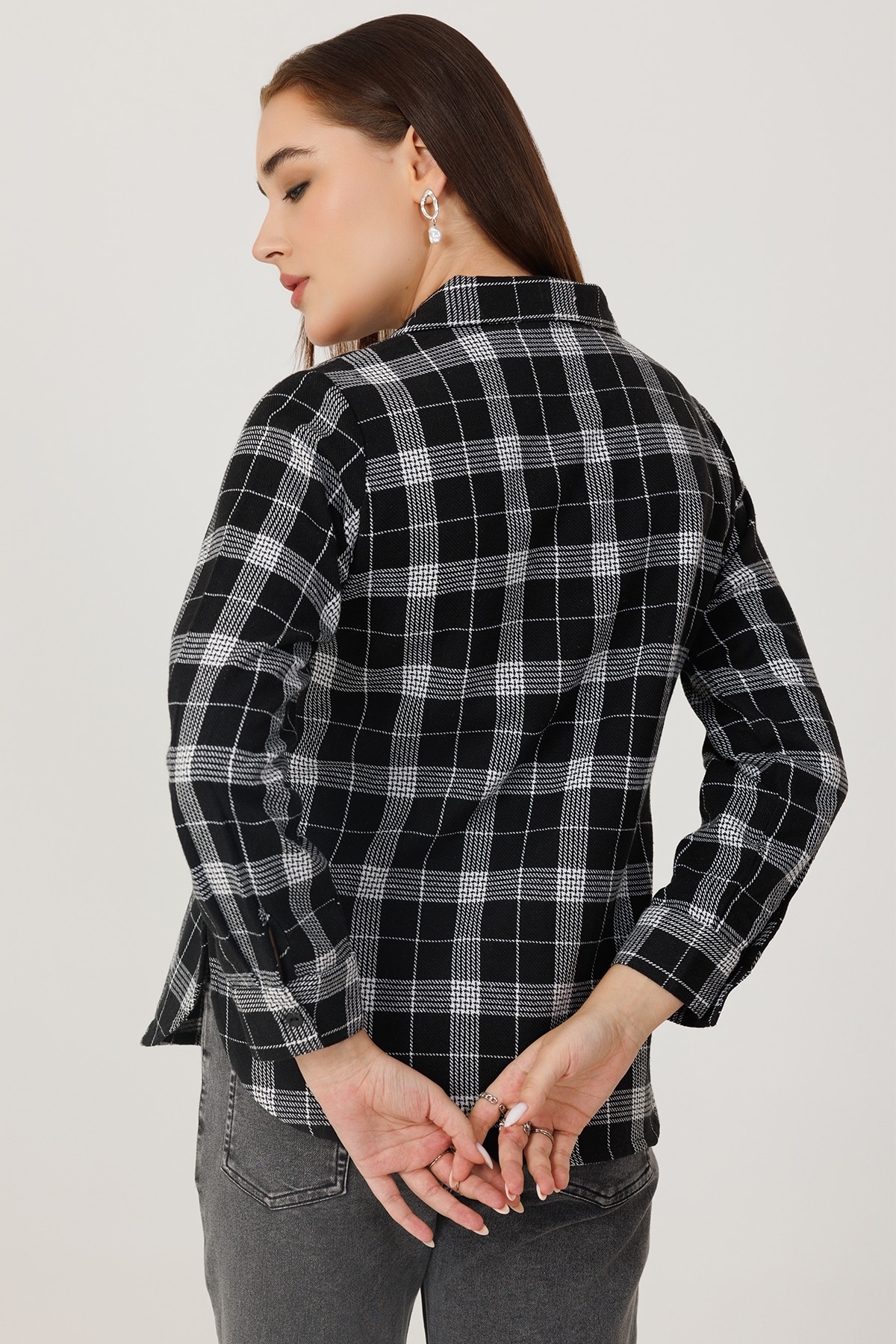 Black And White Shirt For Women For Winter