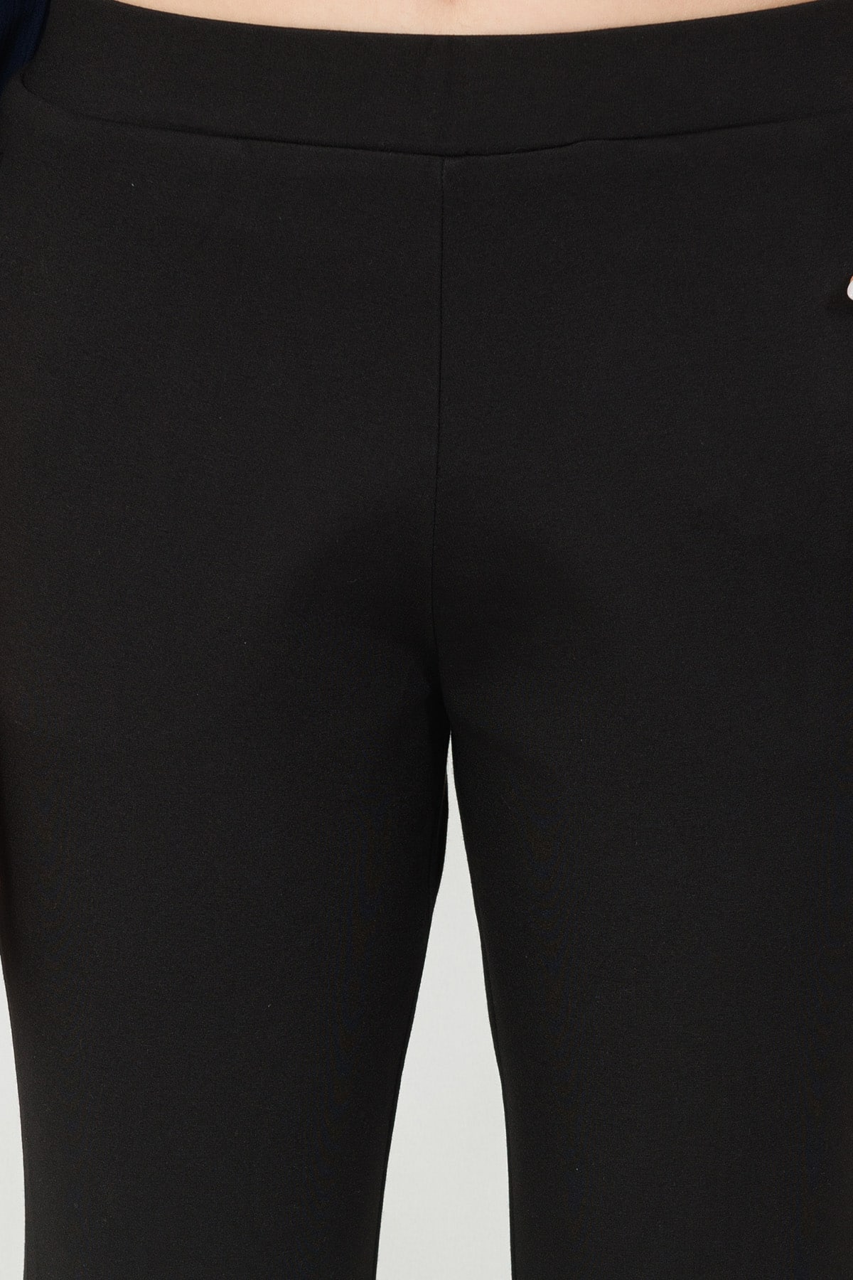 Solid Black Pants For Women