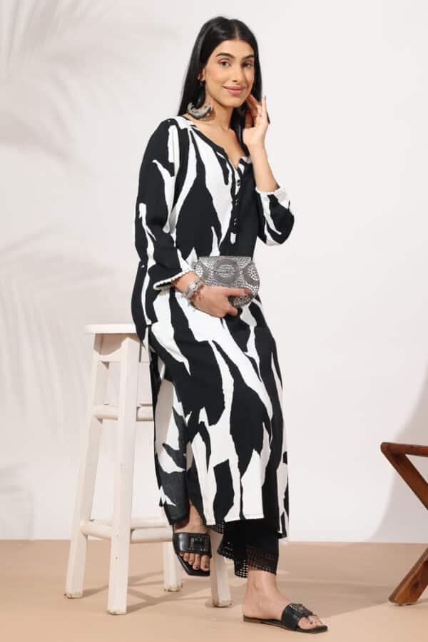 Printed Black And White Kurta For Women
