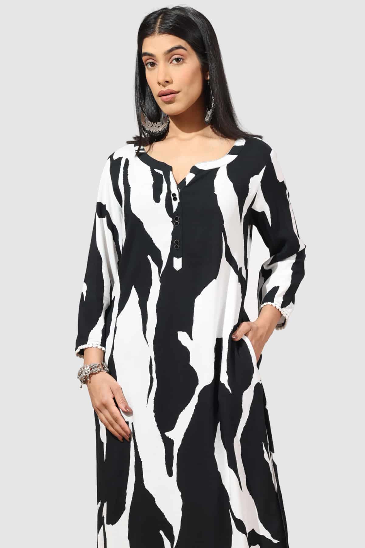 Printed Black And White Kurta For Women