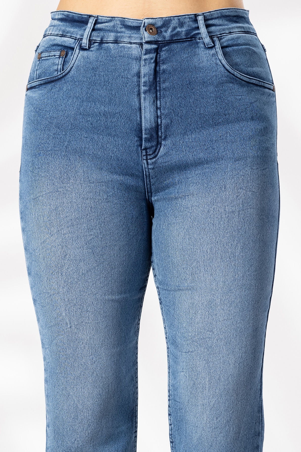 Solid Blue Regular Fit Denim Jeans - Image 5
