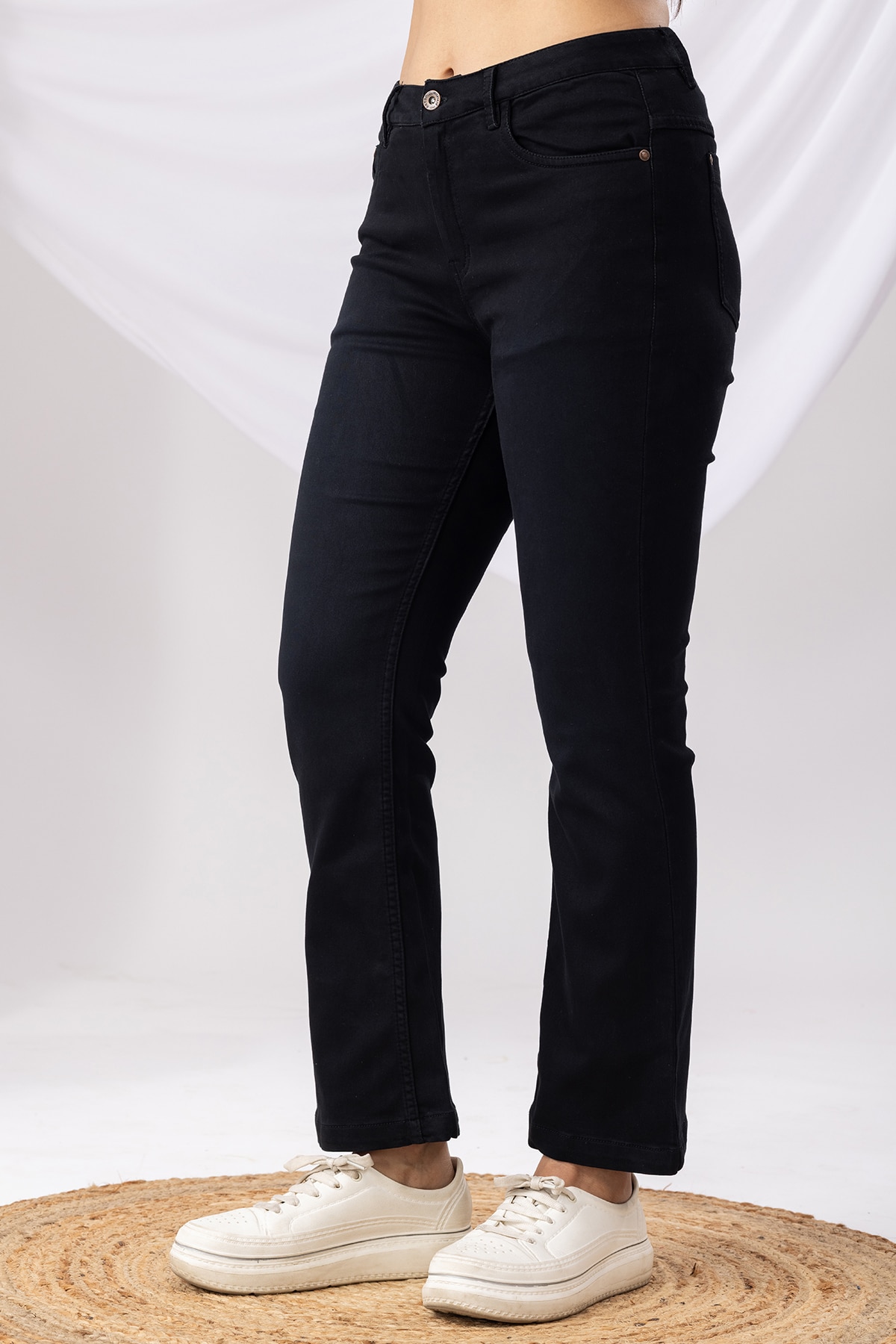 Solid Black Jeans For Women