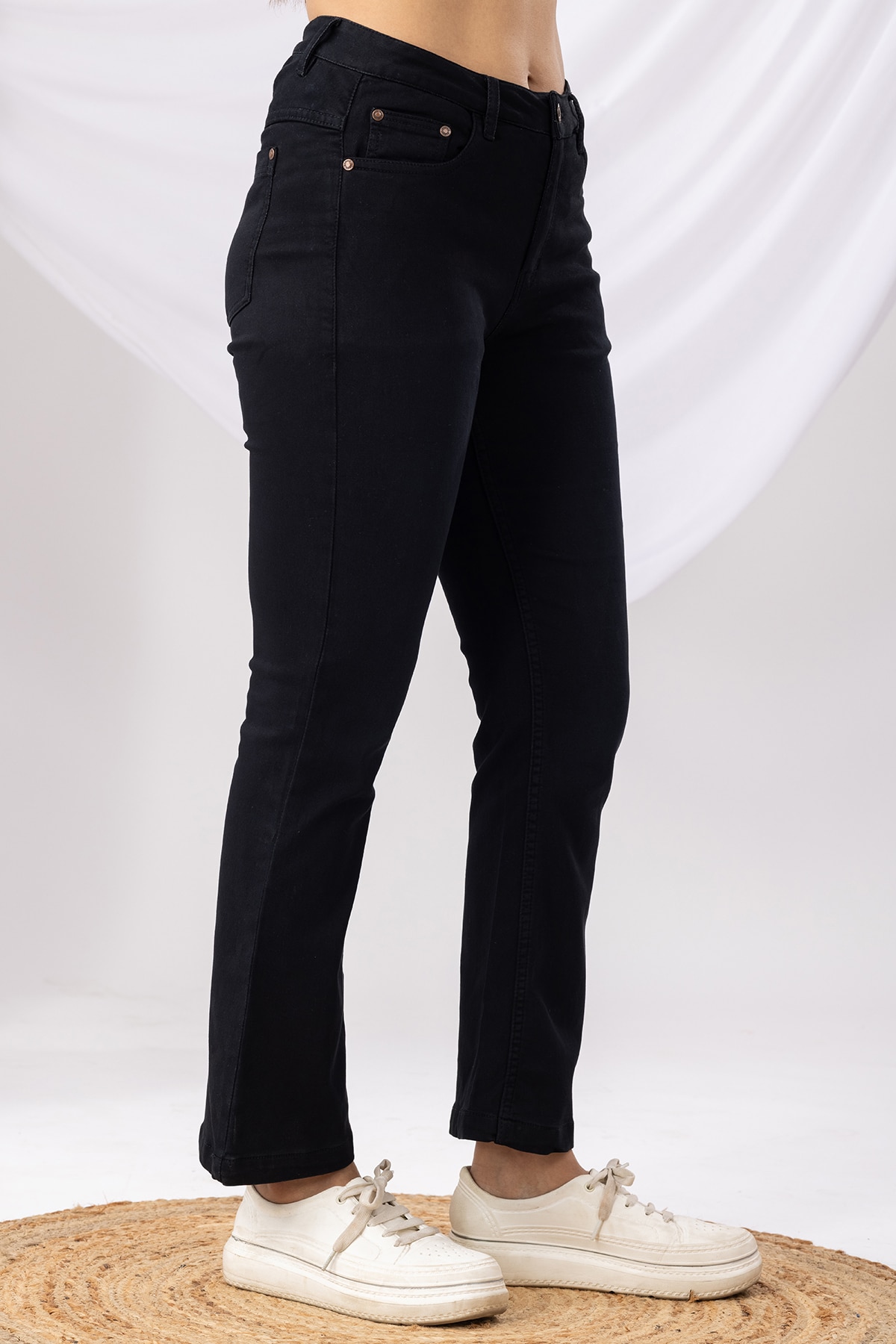 Solid Black Jeans For Women