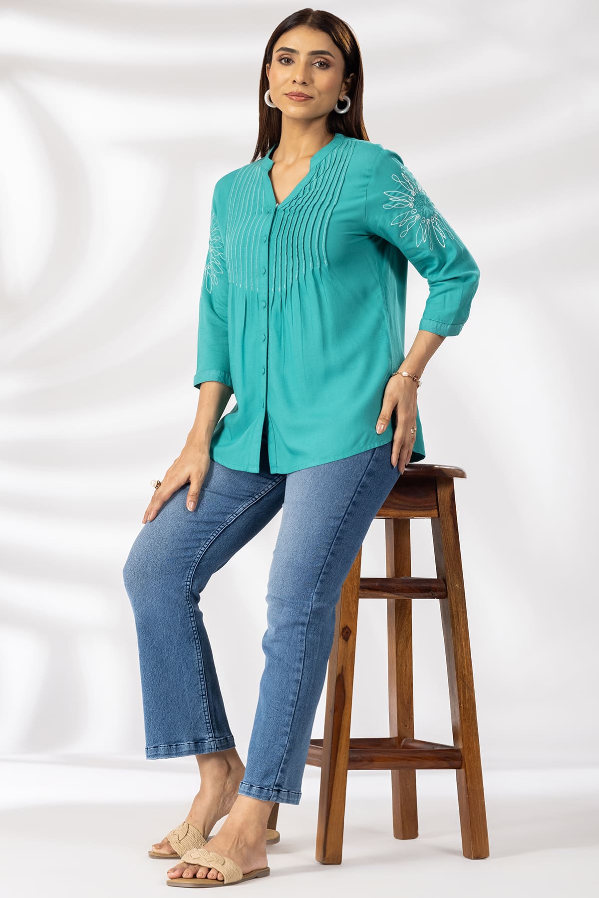 Sea Green Embroidered Mandarin Collar Shirt Woman