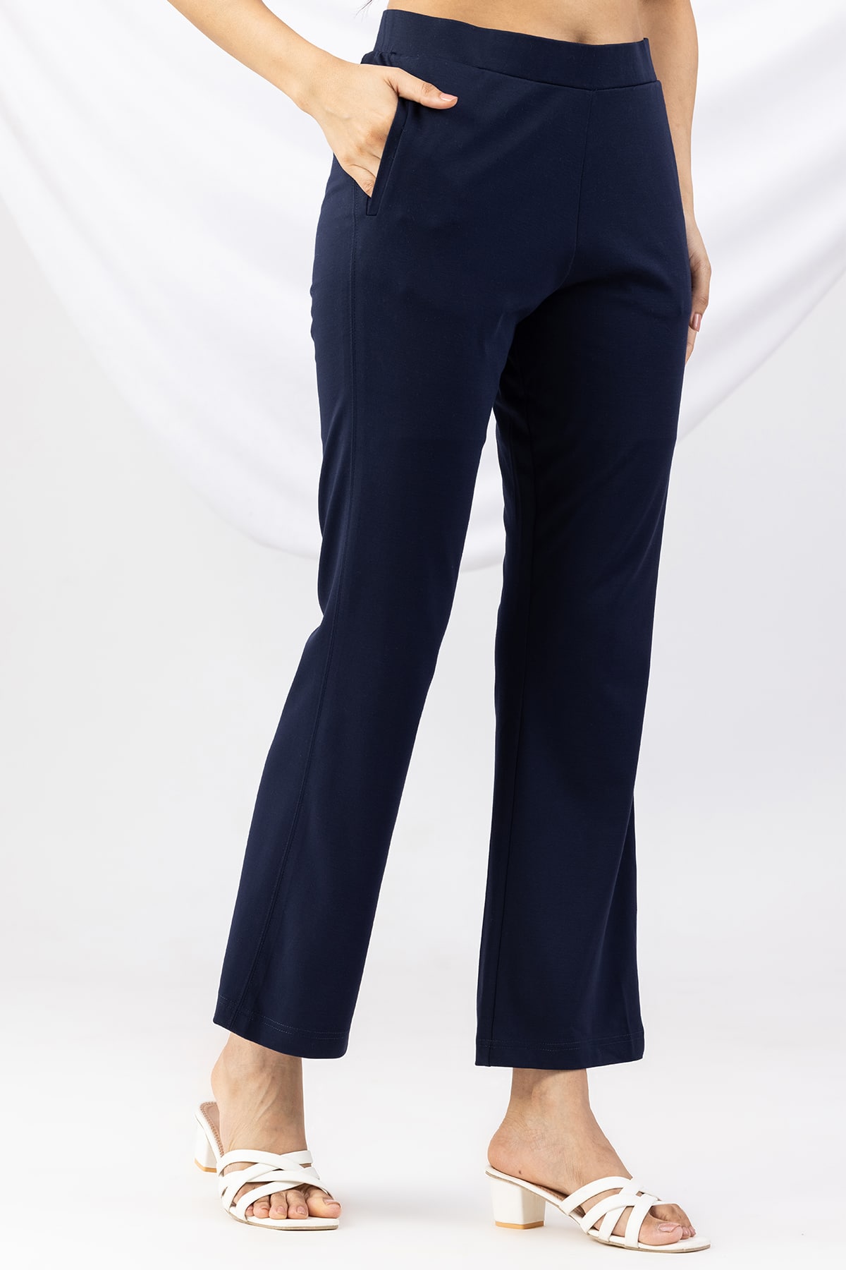 Solid Navy Pant For Ladies