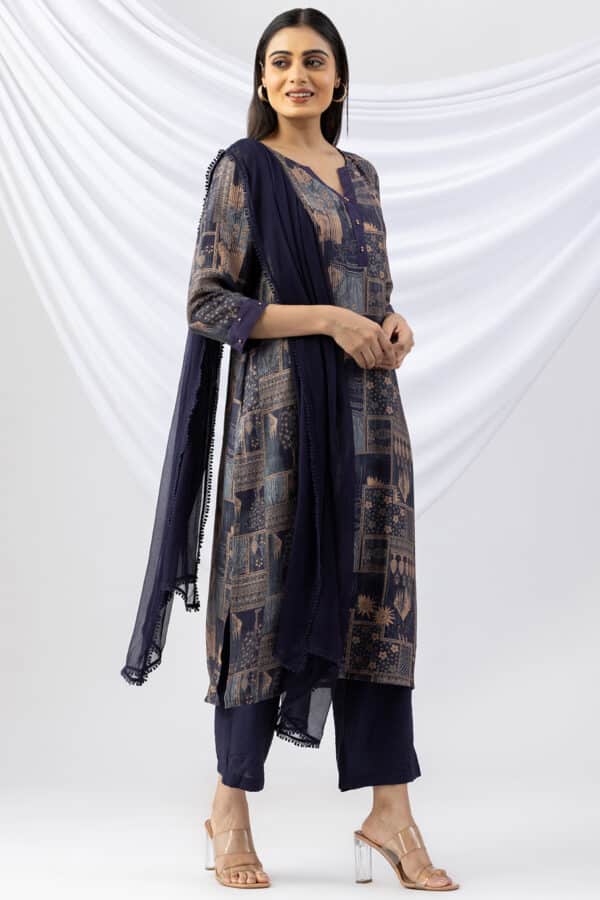 navy blue colour kurti printed viscose crush round neck 3/4 sleeves