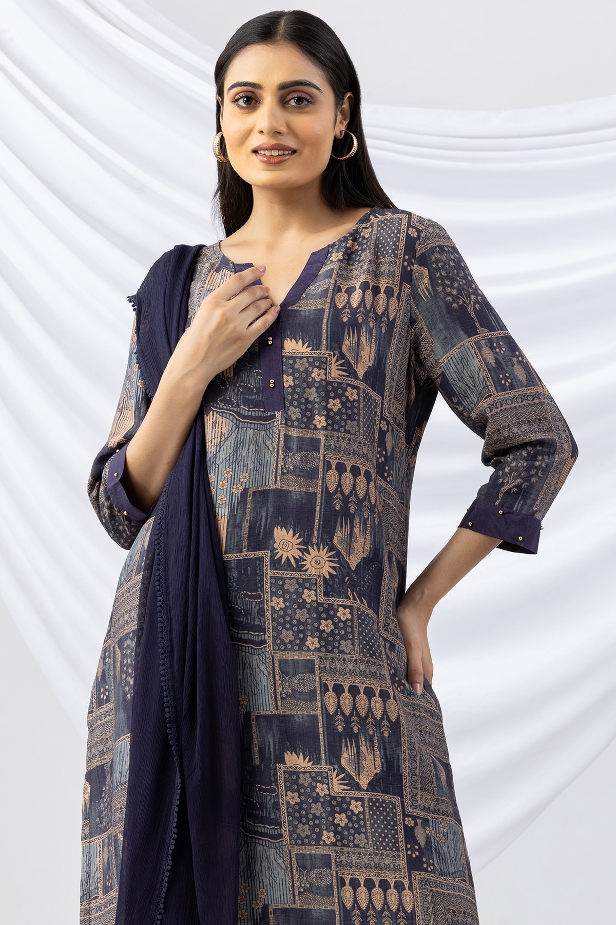 navy blue colour kurti printed viscose crush round neck 3/4 sleeves