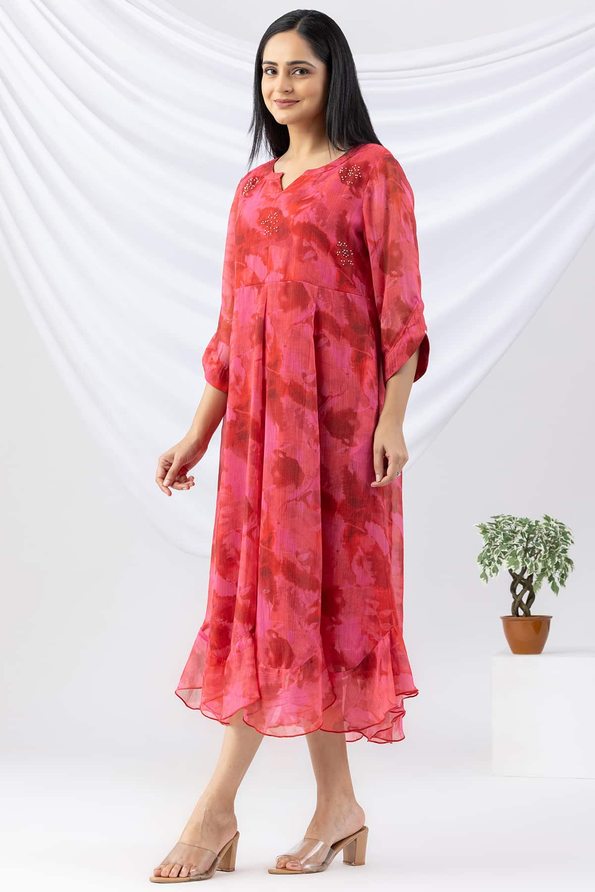 red dress ladies printed chiffon round neck with 3/4 sleeves