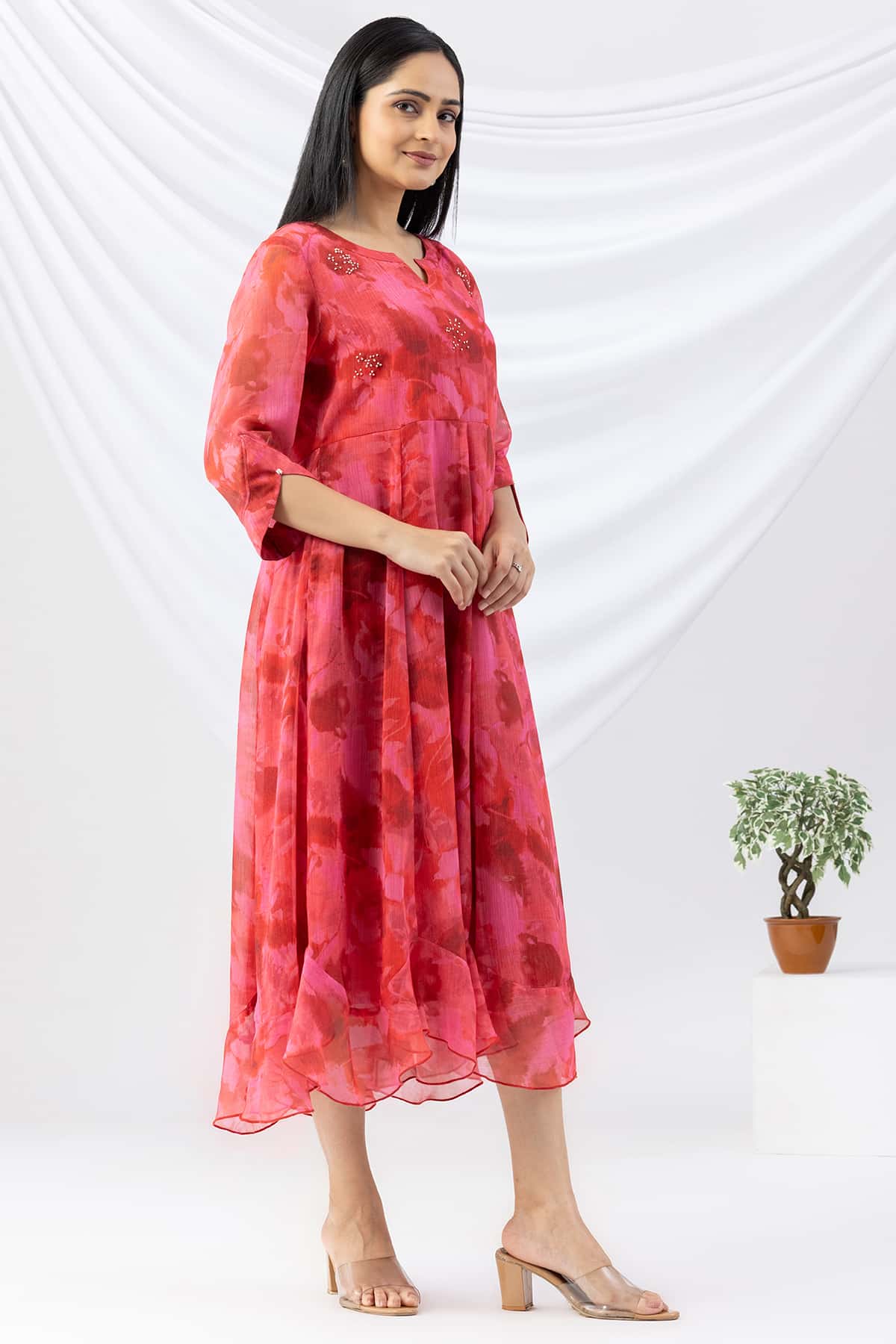 red dress ladies printed chiffon round neck with 3/4 sleeves