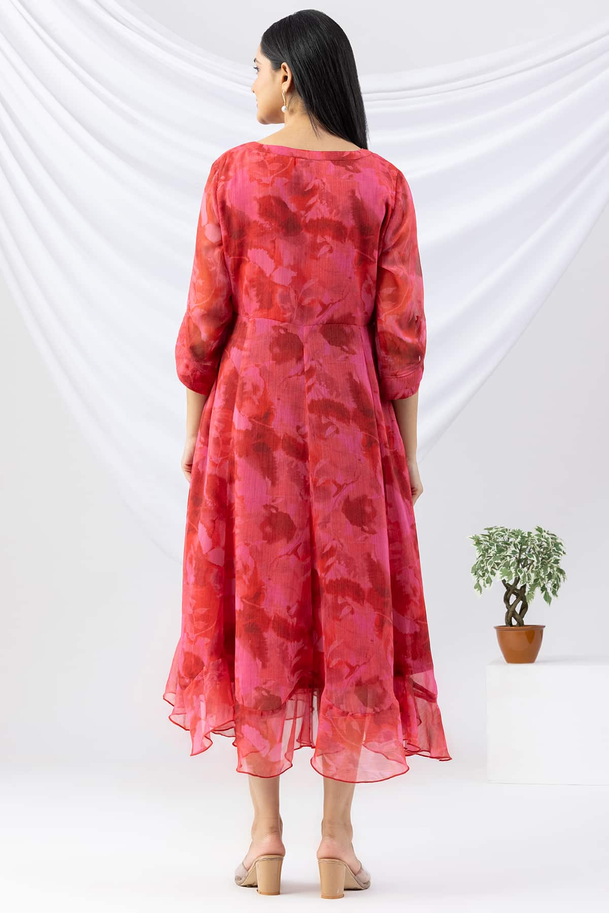 red dress ladies printed chiffon round neck with 3/4 sleeves