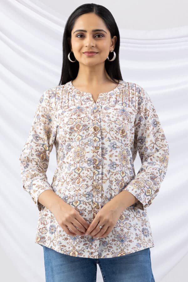 off white shirt printed cotton slub round neck with 3/4 sleeves