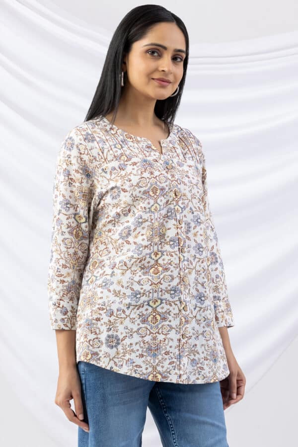 off white shirt printed cotton slub round neck with 3/4 sleeves