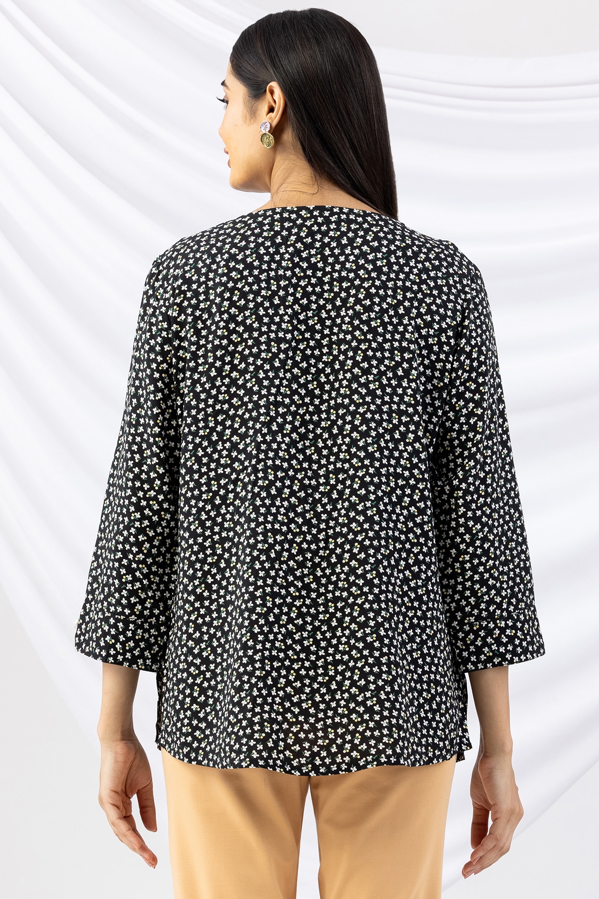 v neck tops for women black printed viscose with 3/4 sleeves