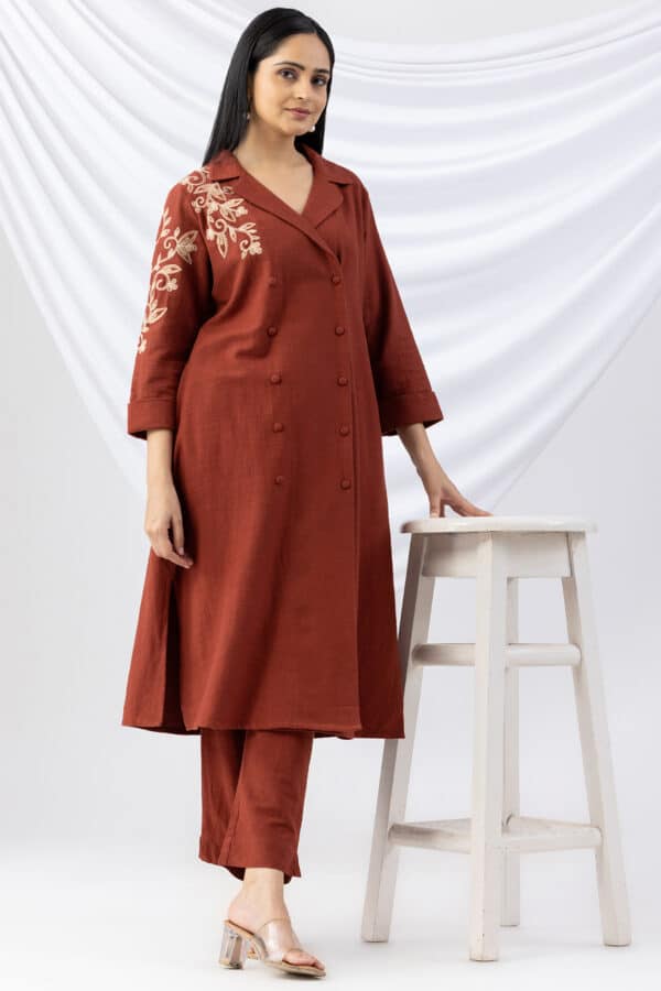 embroidery kurti for women rust viscose cotton slub lapel collar with 3/4 sleeves