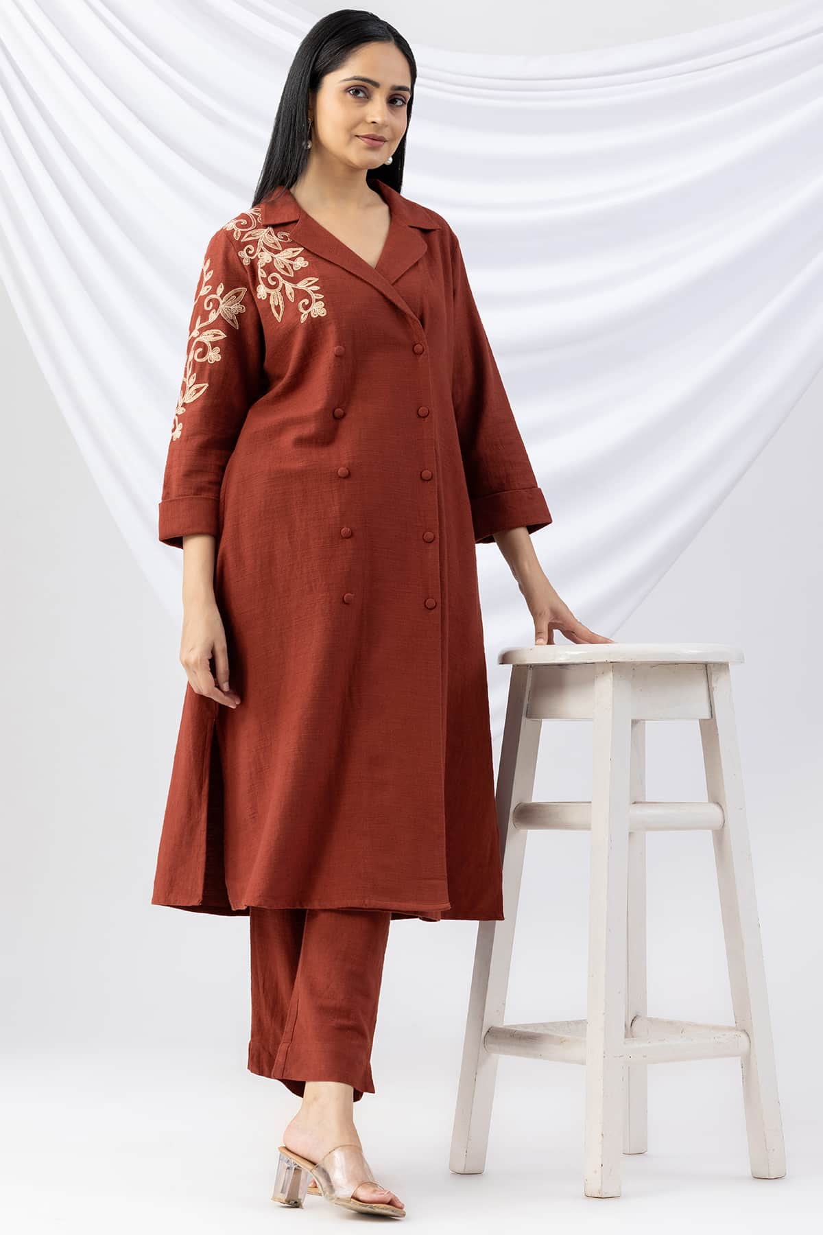 embroidery kurti for women rust viscose cotton slub lapel collar with 3/4 sleeves