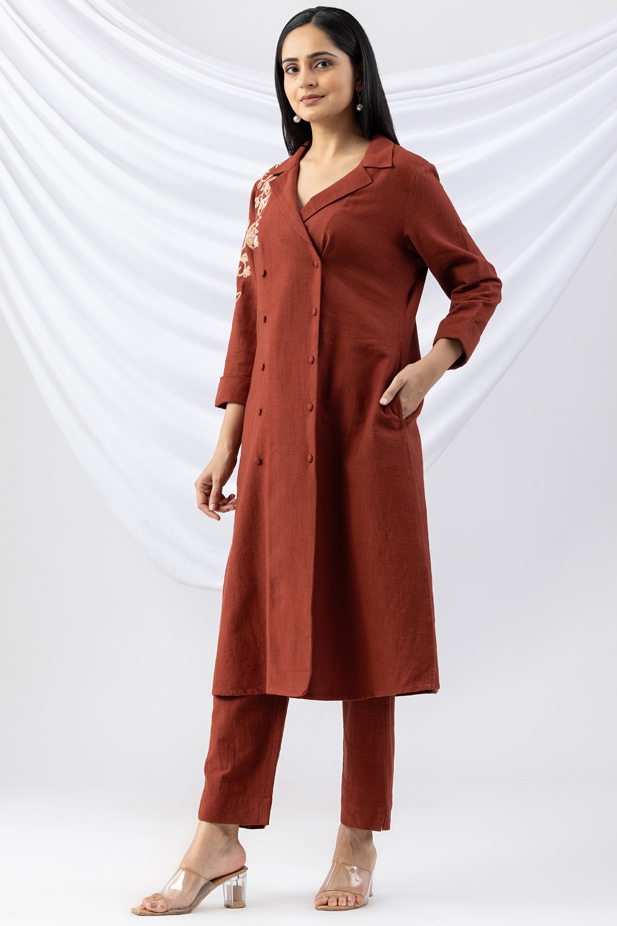 embroidery kurti for women rust viscose cotton slub lapel collar with 3/4 sleeves