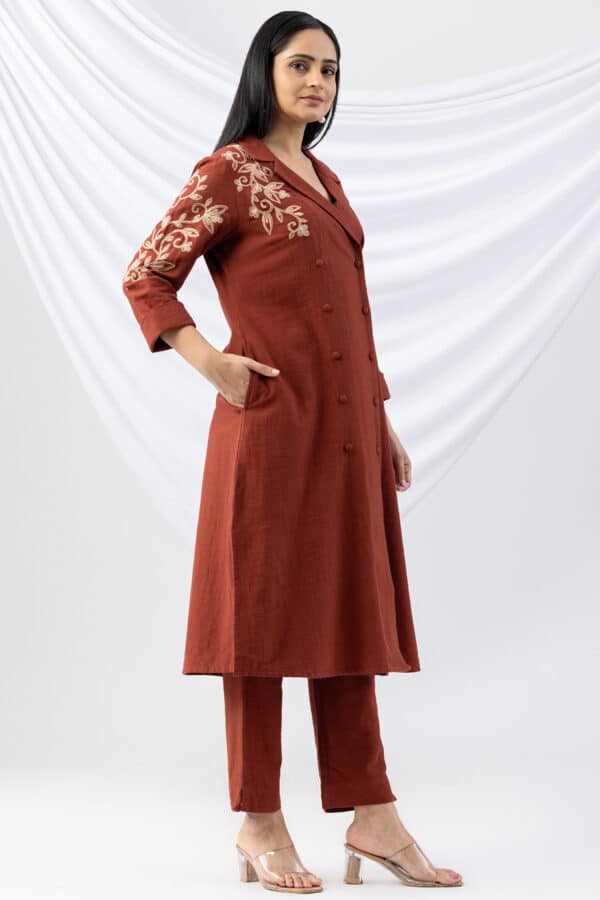 embroidery kurti for women rust viscose cotton slub lapel collar with 3/4 sleeves