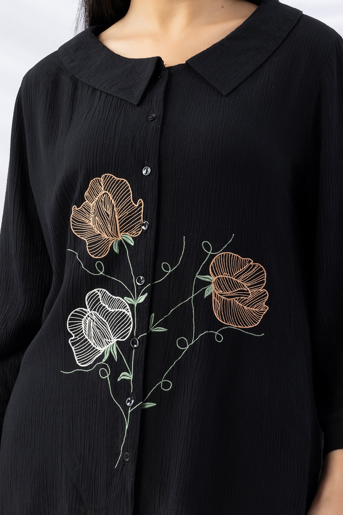 black shirt for ladies embroidered viscose crepe collared with 3/4 sleeves