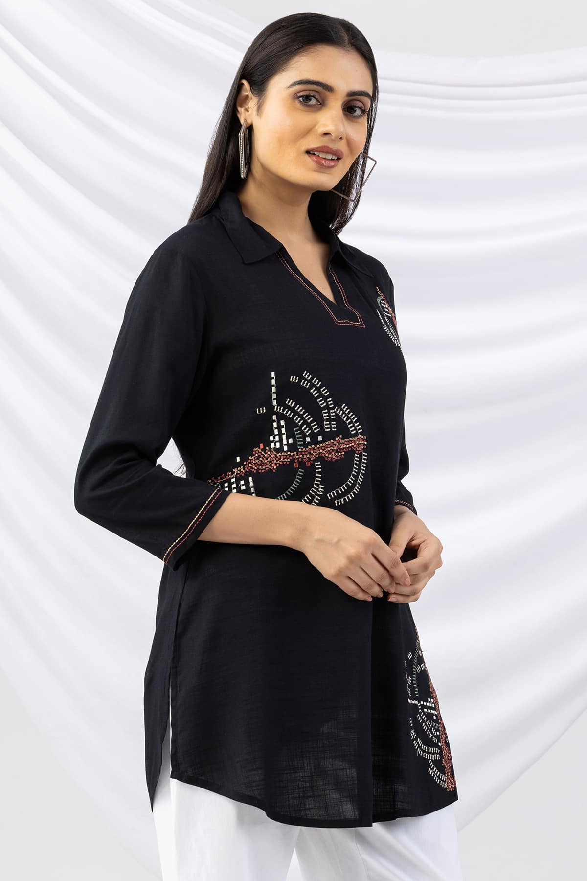 embroidered tunic black collared viscose slub top with 3/4 sleeves