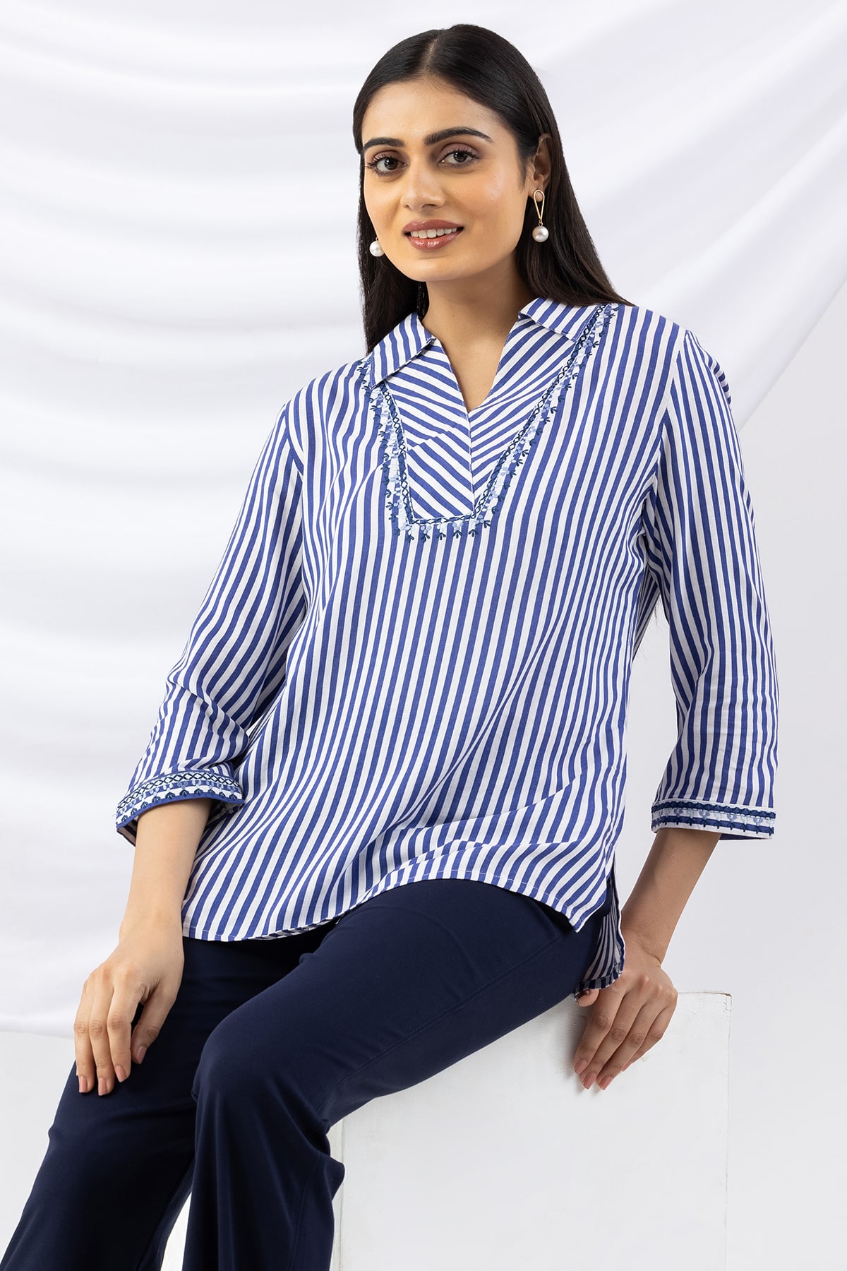 Blue top women striped design with collar and 3/4 sleeves