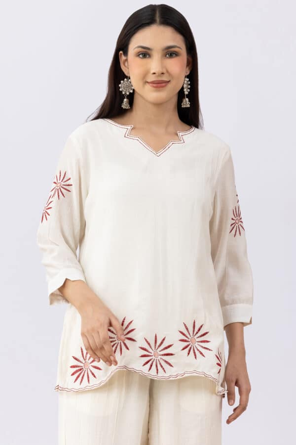 Embroidered off white viscose co-ord top for ladies with V neck and 3/4 sleeves