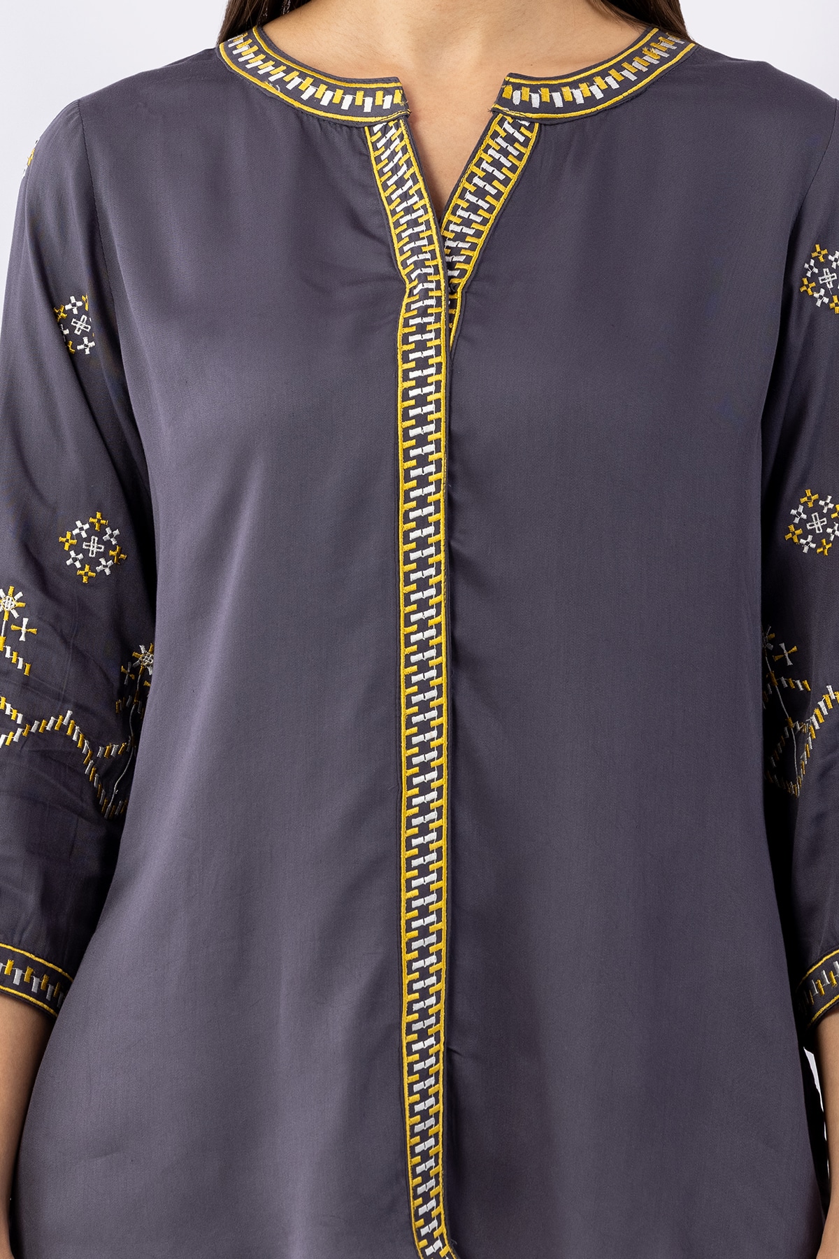 Embroidered grey viscose modal satin shirt for ladies with round neck and 3/4 sleeves