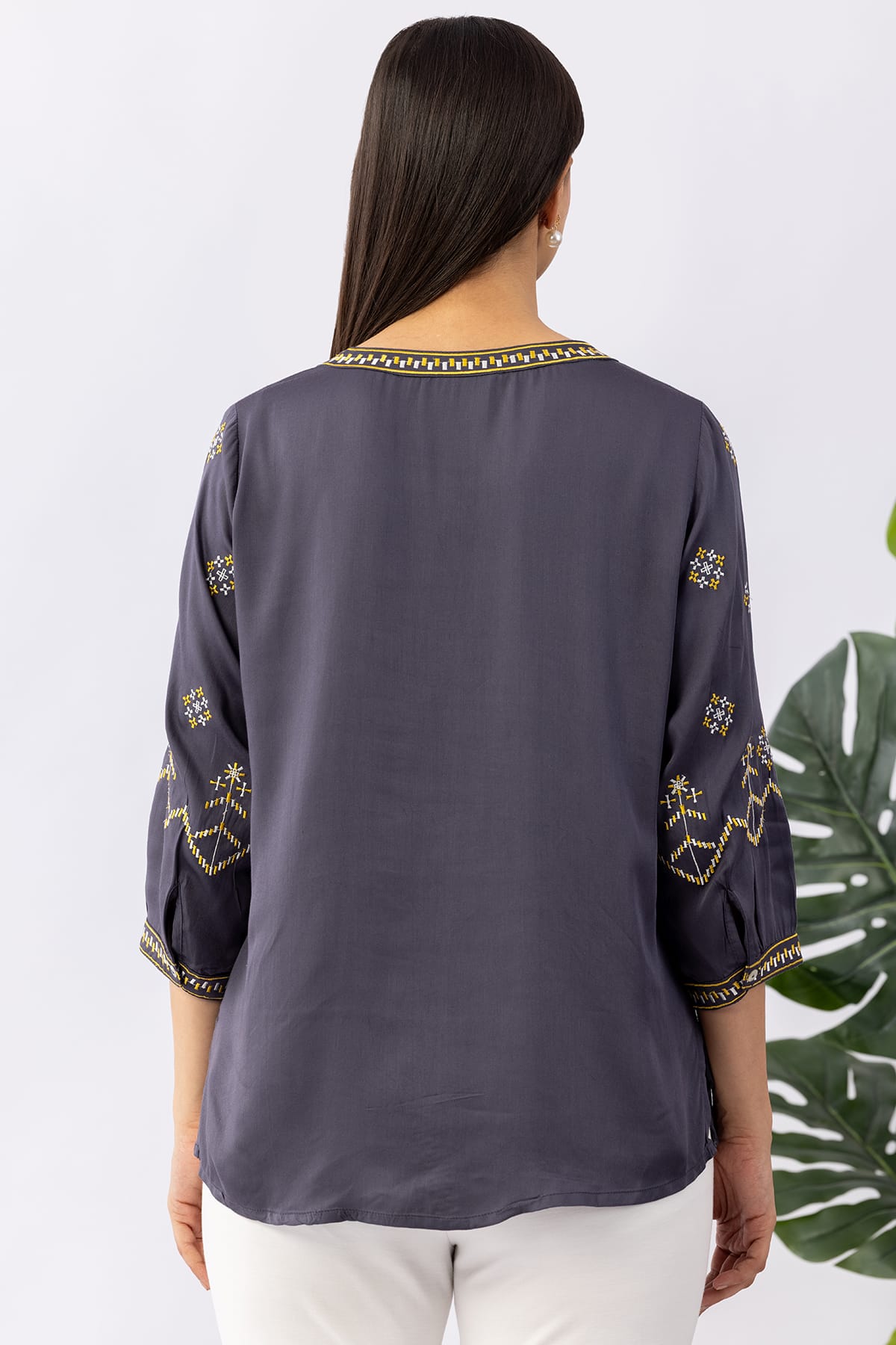 Embroidered grey viscose modal satin shirt for ladies with round neck and 3/4 sleeves