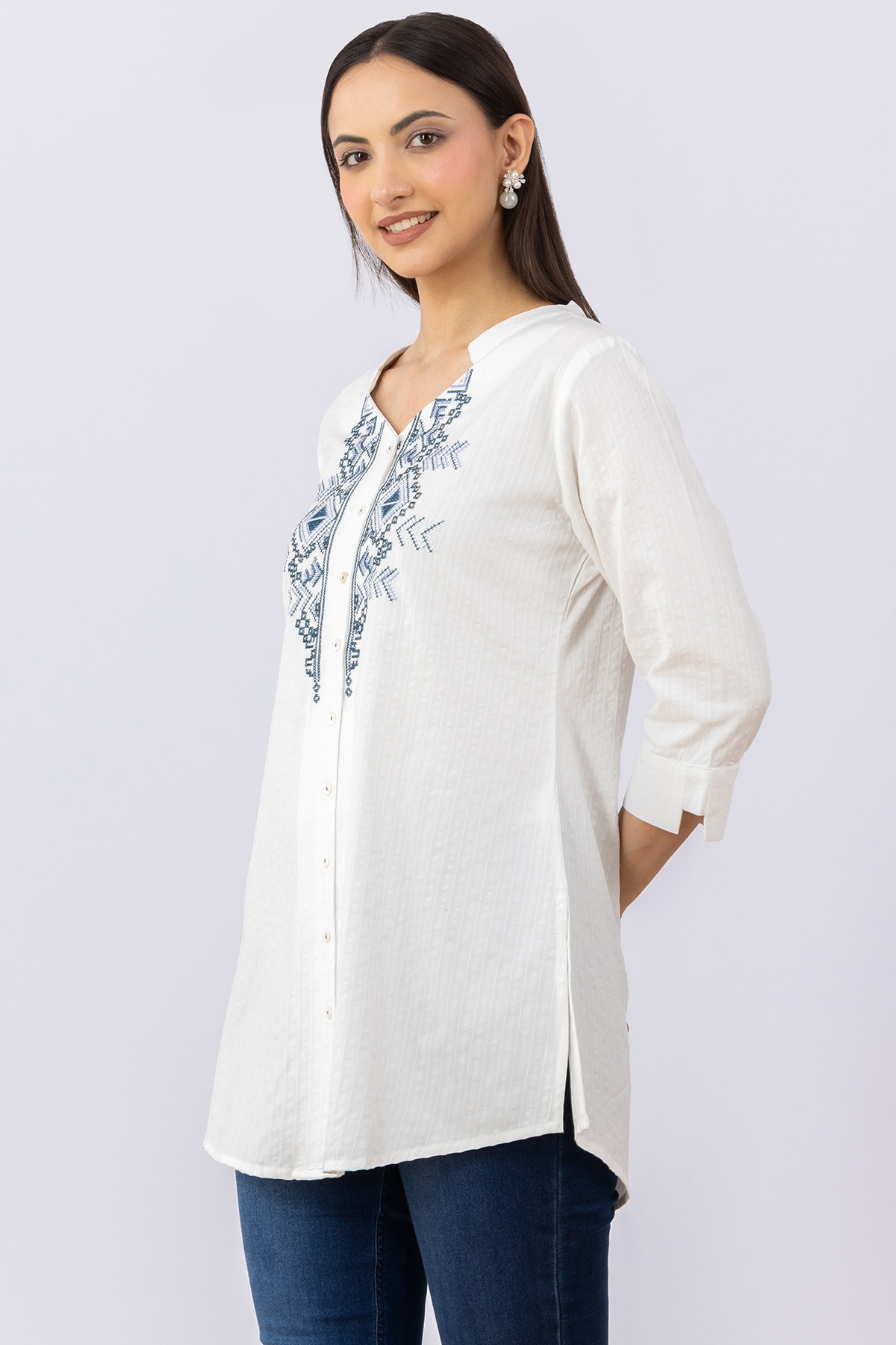 White embroidered viscose dobby tunic for women with V neck and 3/4 sleeves