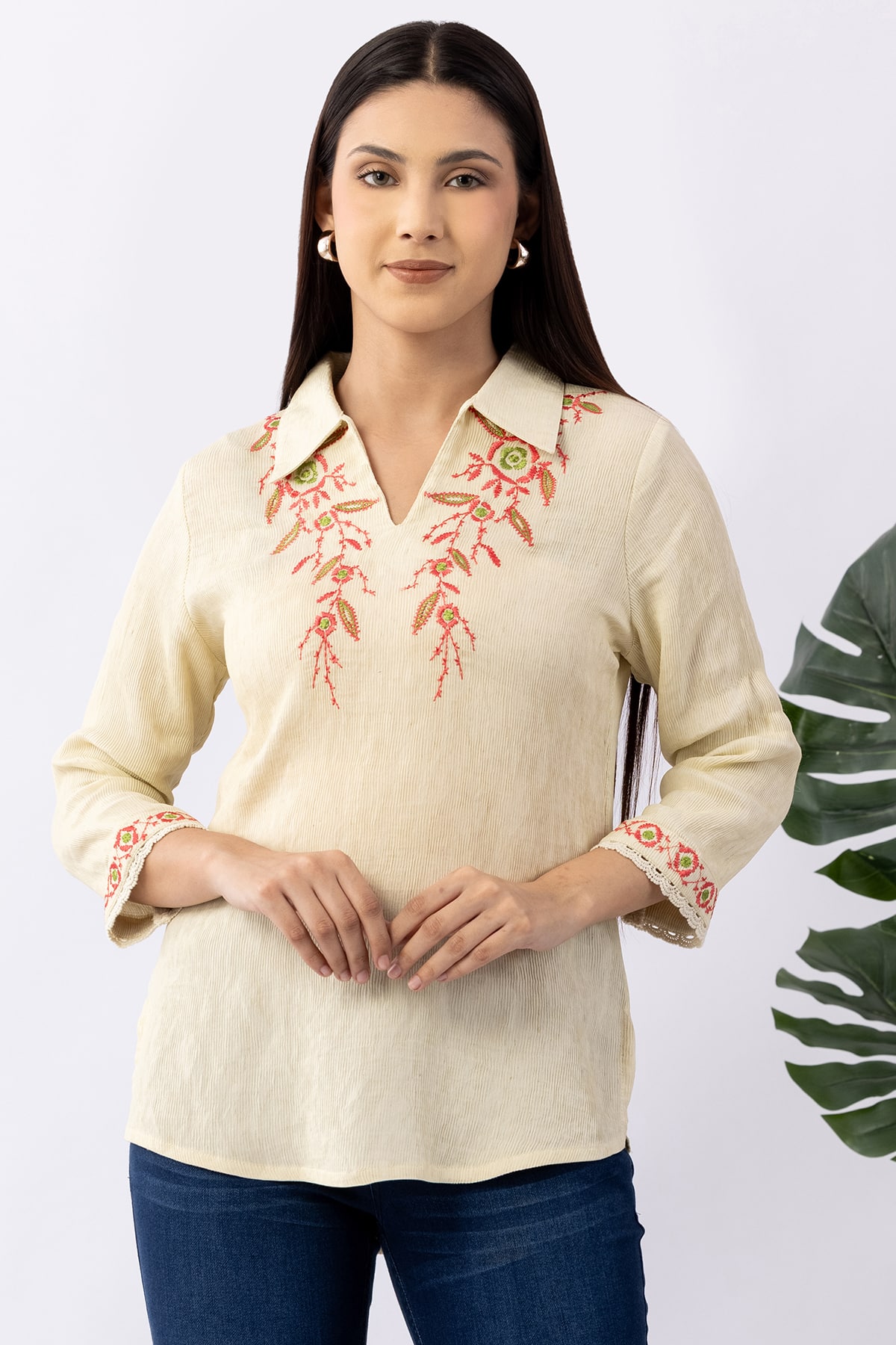 Embroidered cream viscose collar top for women with 3/4 sleeves