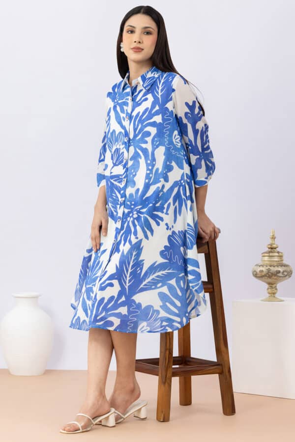 Blue printed cotton dress for women with collared neck and 3/4 sleeves