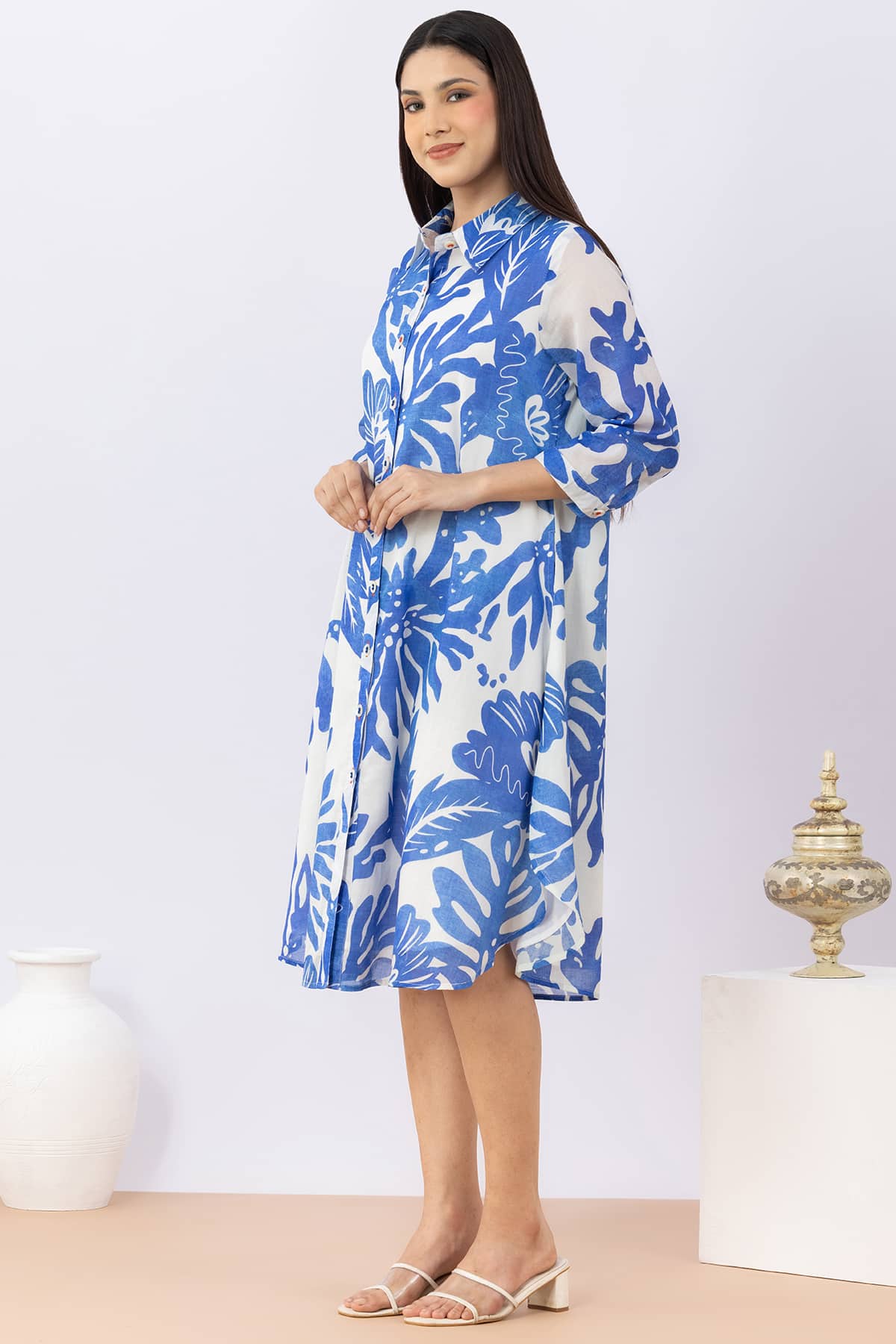 Blue printed cotton dress for women with collared neck and 3/4 sleeves