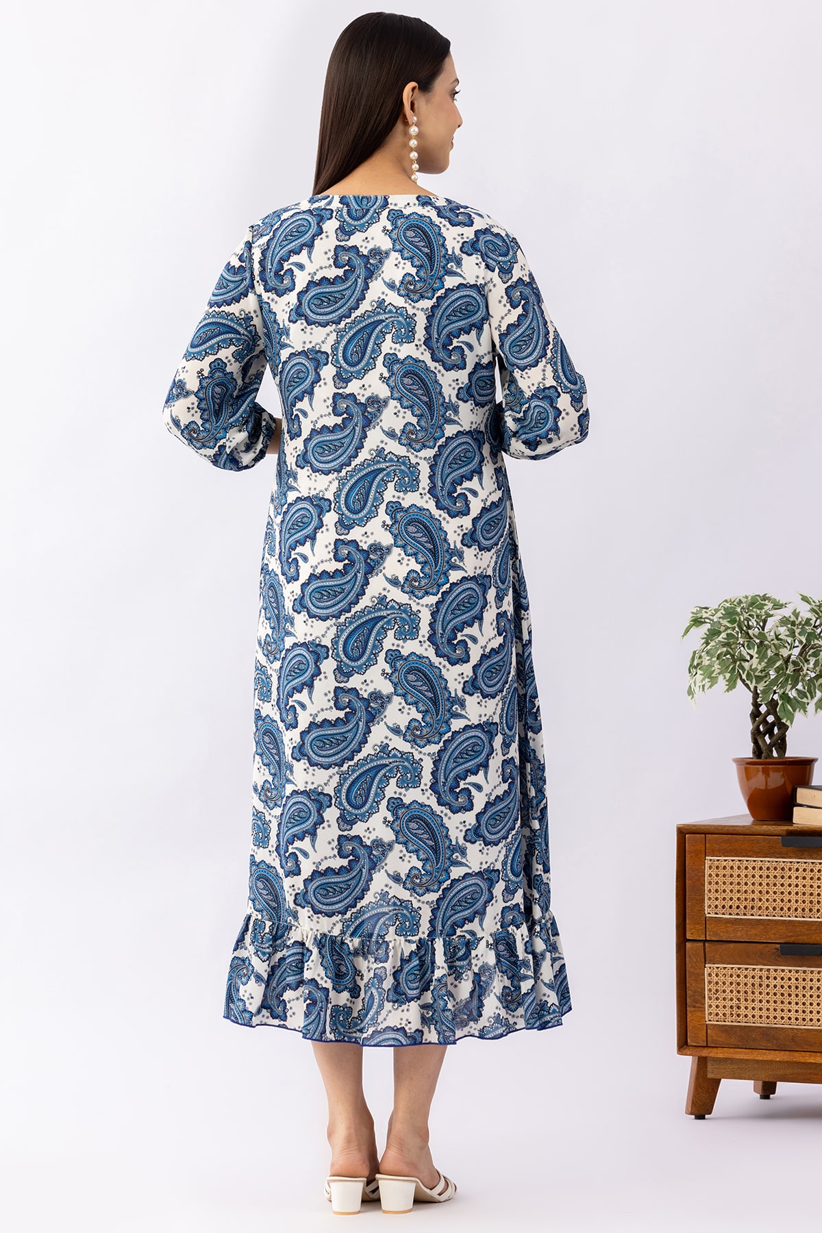 Printed blue georgette dress for women with round neck and 3/4 sleeves
