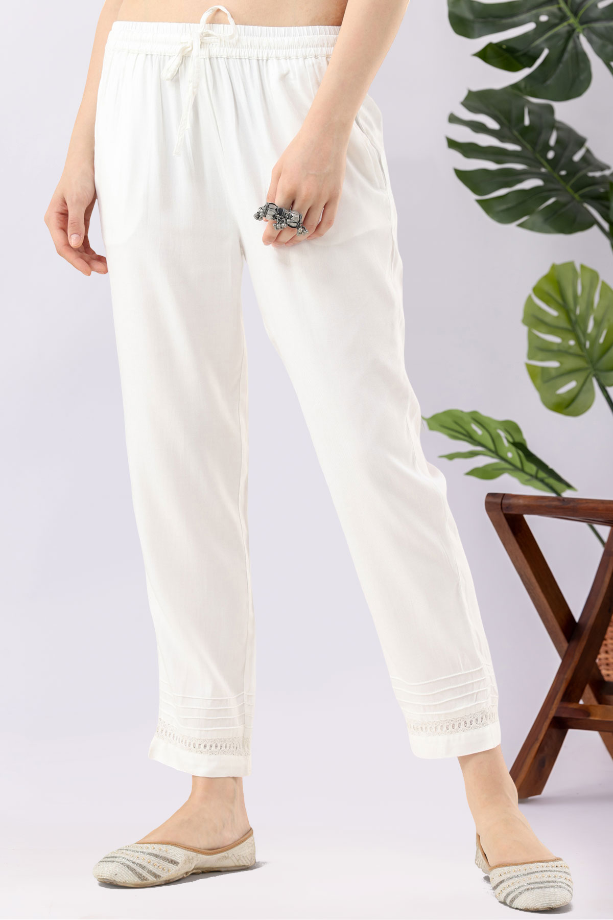 Solid white Tencel twill pants for women regular fit