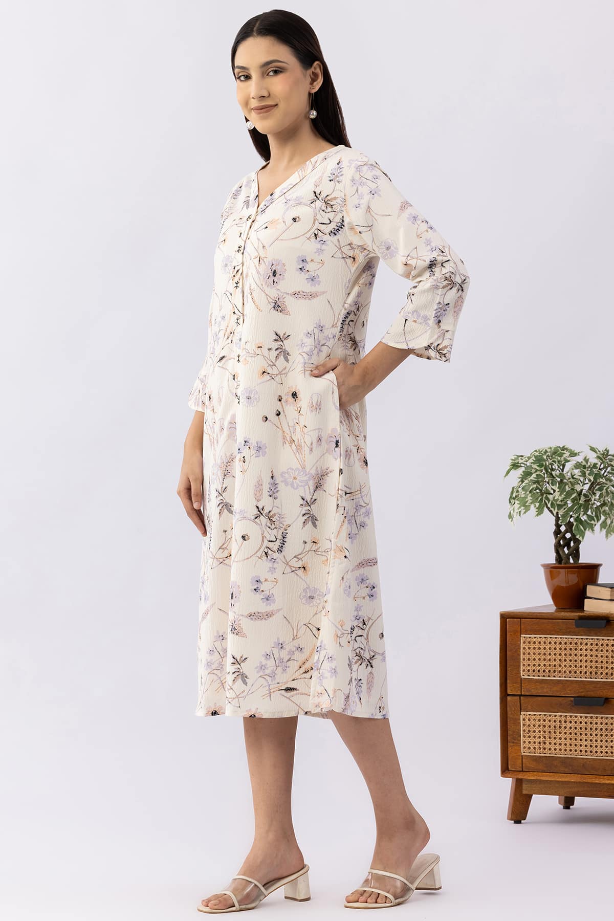 Printed off white crepe dress for women with V neck and 3/4 sleeves