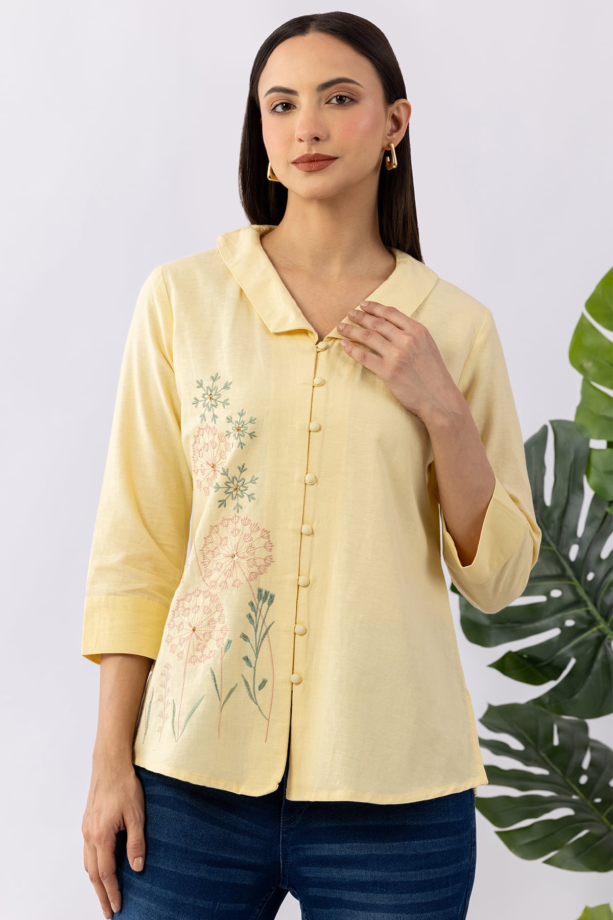 Embroidered yellow viscose linen shirt for women with collared neck and 3/4 sleeves