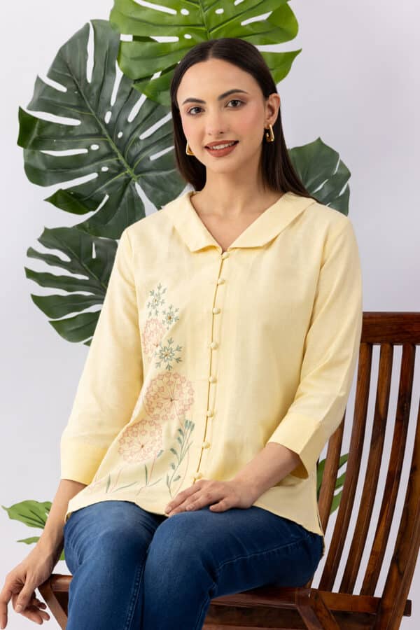 Embroidered yellow viscose linen shirt for women with collared neck and 3/4 sleeves