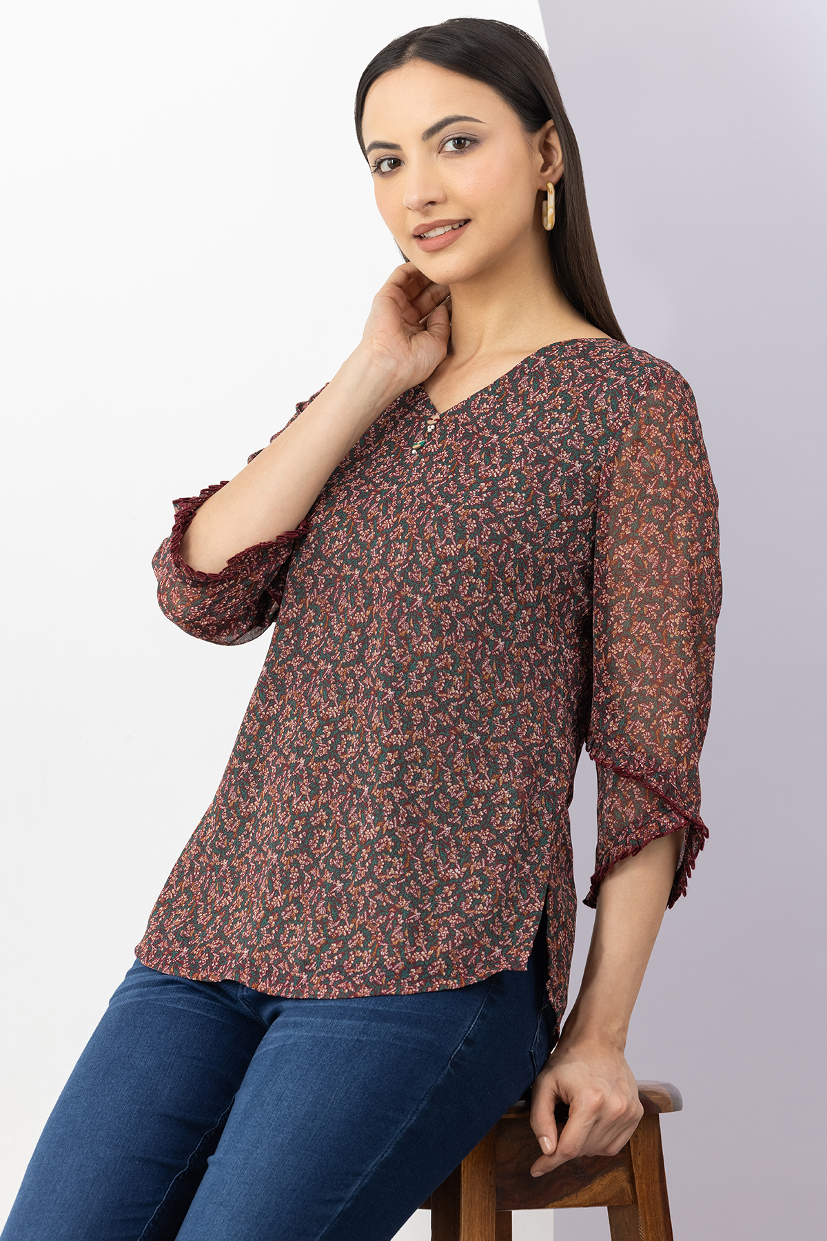 brown chiffon top printed v neck with 3/4 sleeves regular fit