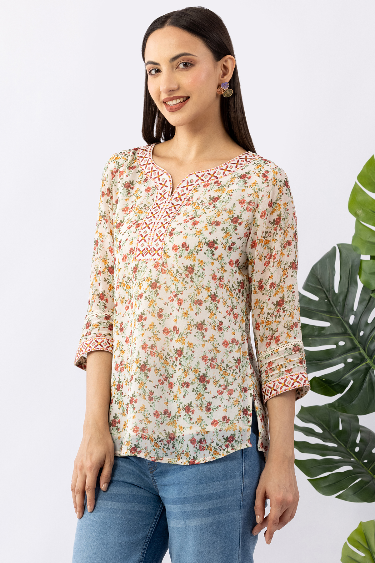 chiffon top women cream printed round neck with 3/4 sleeves