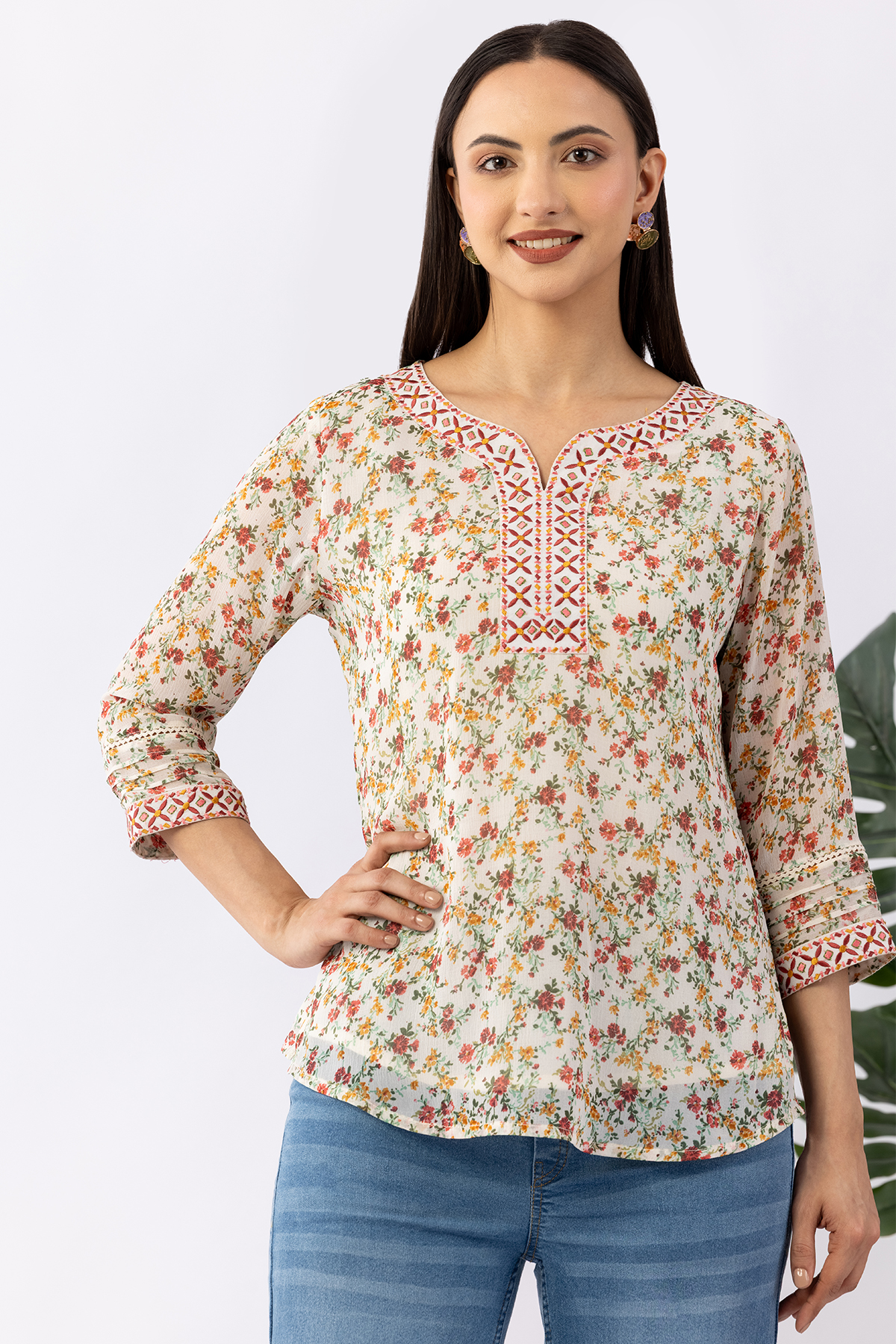 chiffon top women cream printed round neck with 3/4 sleeves